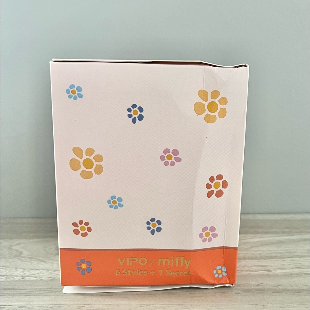 Miffy 70th Anniversary Collectible Blind Box Mug Set - Orange - Picture 6 of 9